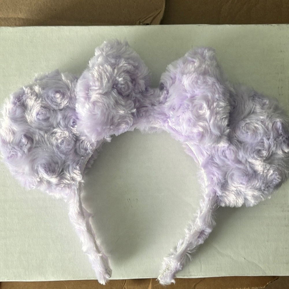 Fluffy Minnie Ears